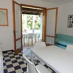 Charming Two-storey Flat فيلة *