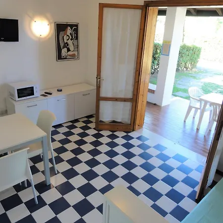فيلة Charming Two-storey Flat