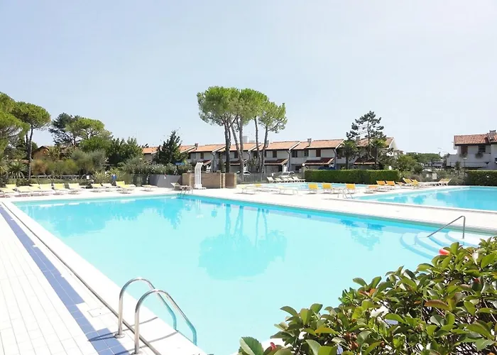 Villa Charming Two-storey Flat Bibione