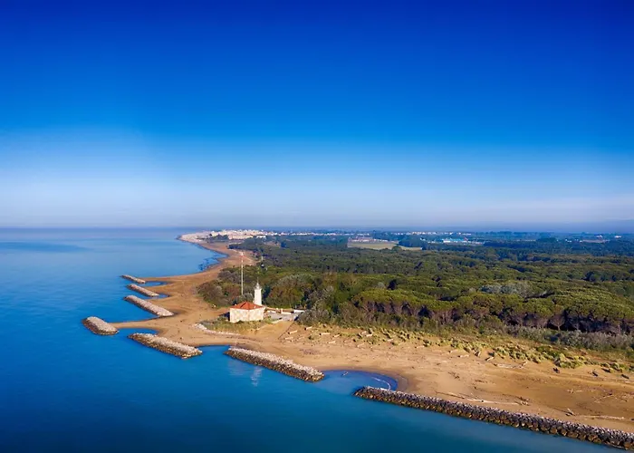 Charming Two-storey Flat